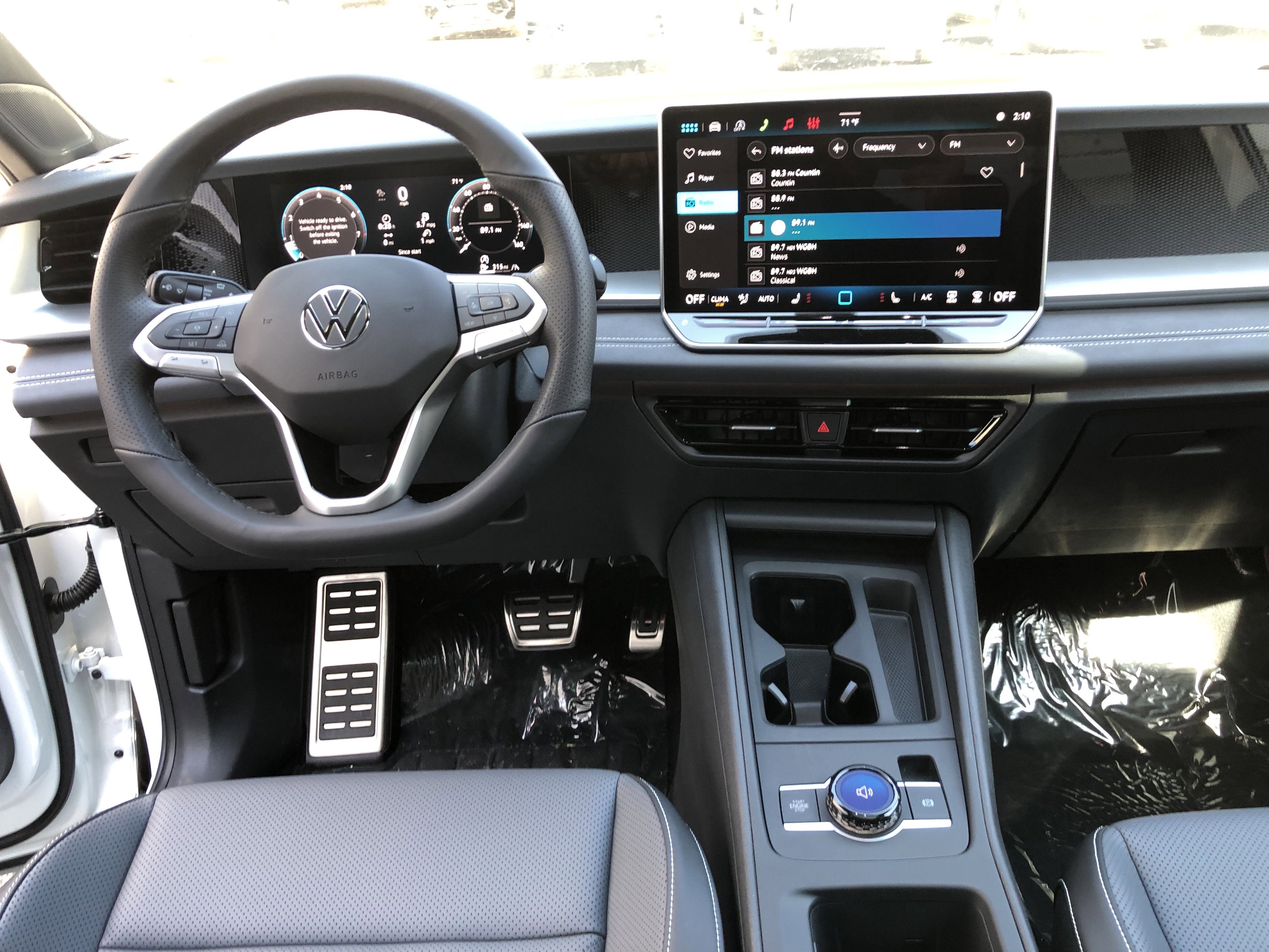 2026 Volkswagen Tiguan SE R-Line Black