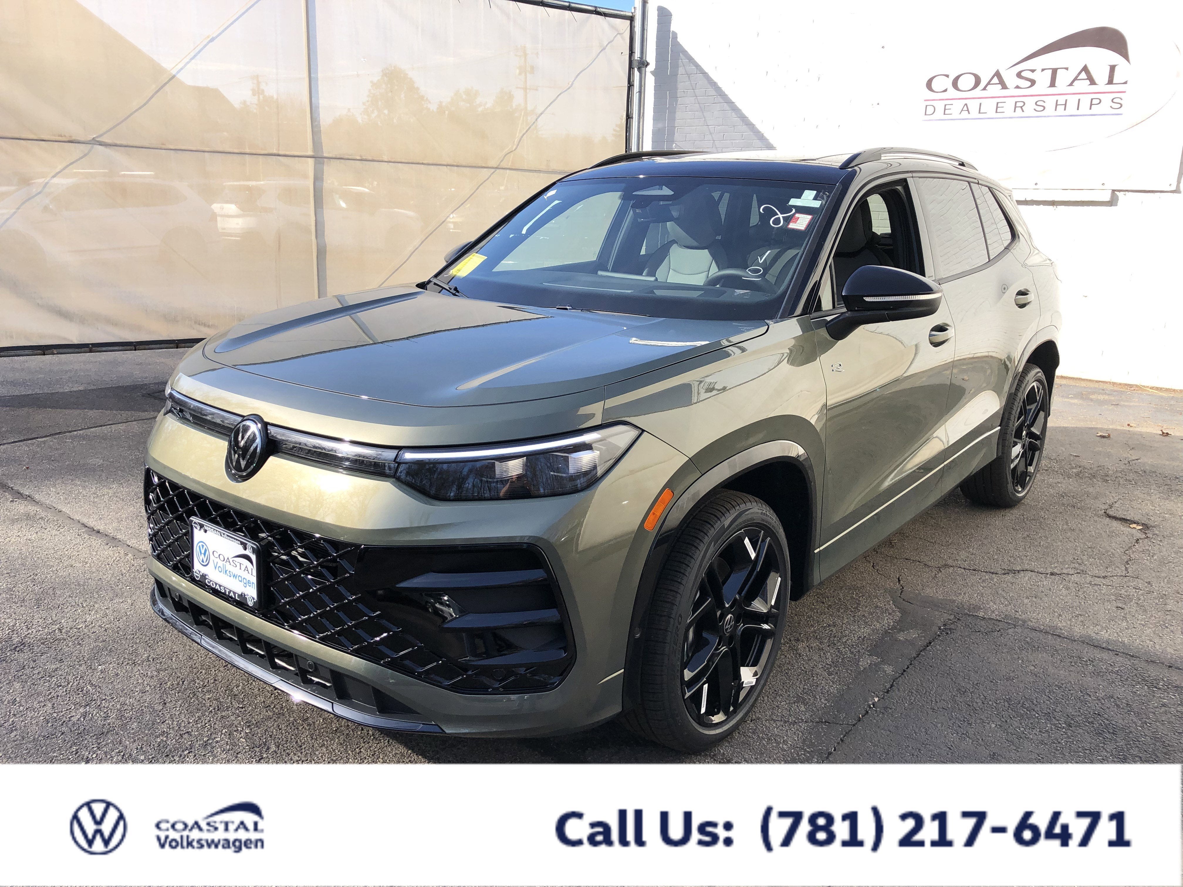 2026 Volkswagen Tiguan SE R-Line Black