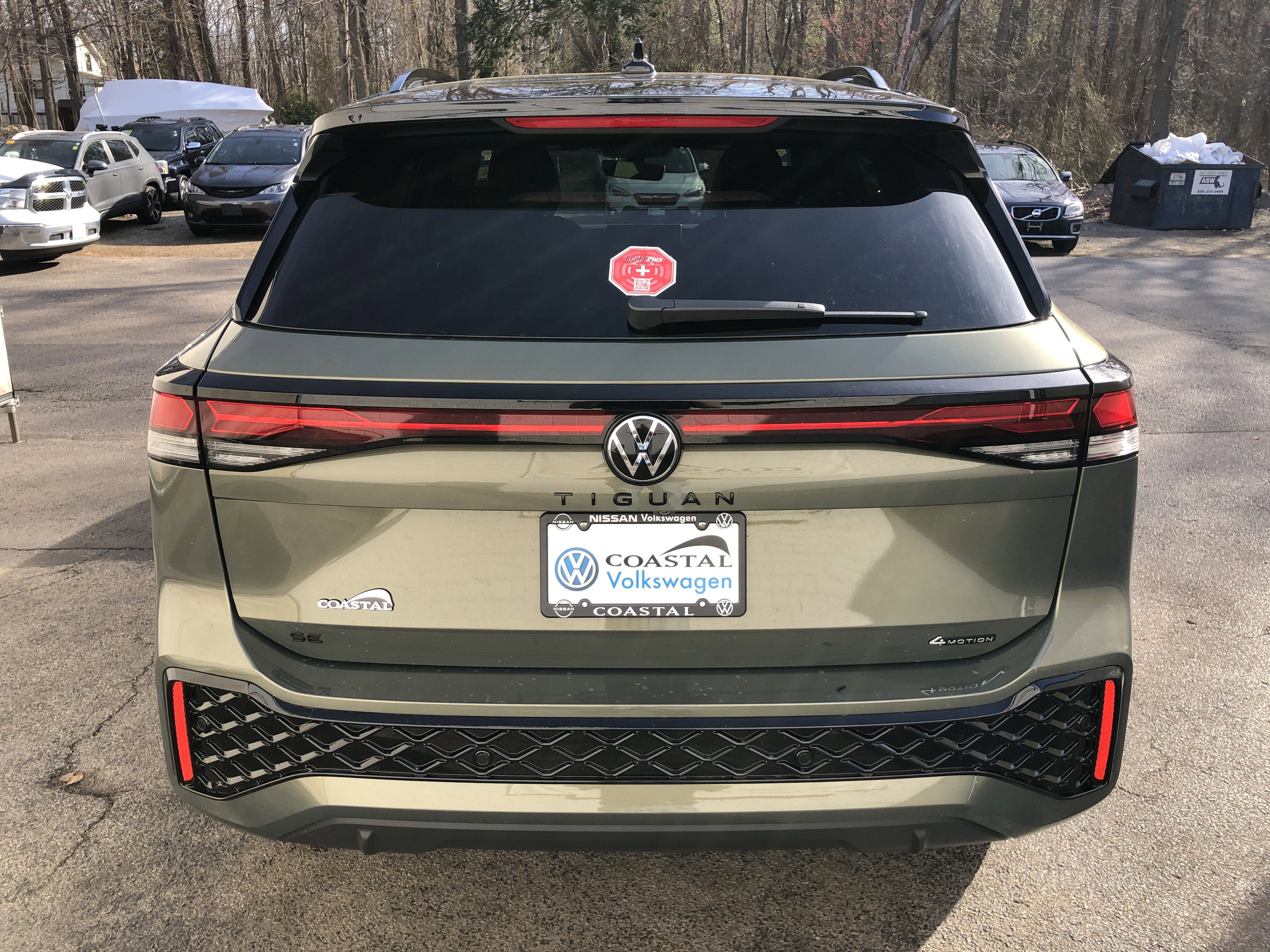 2026 Volkswagen Tiguan SE R-Line Black