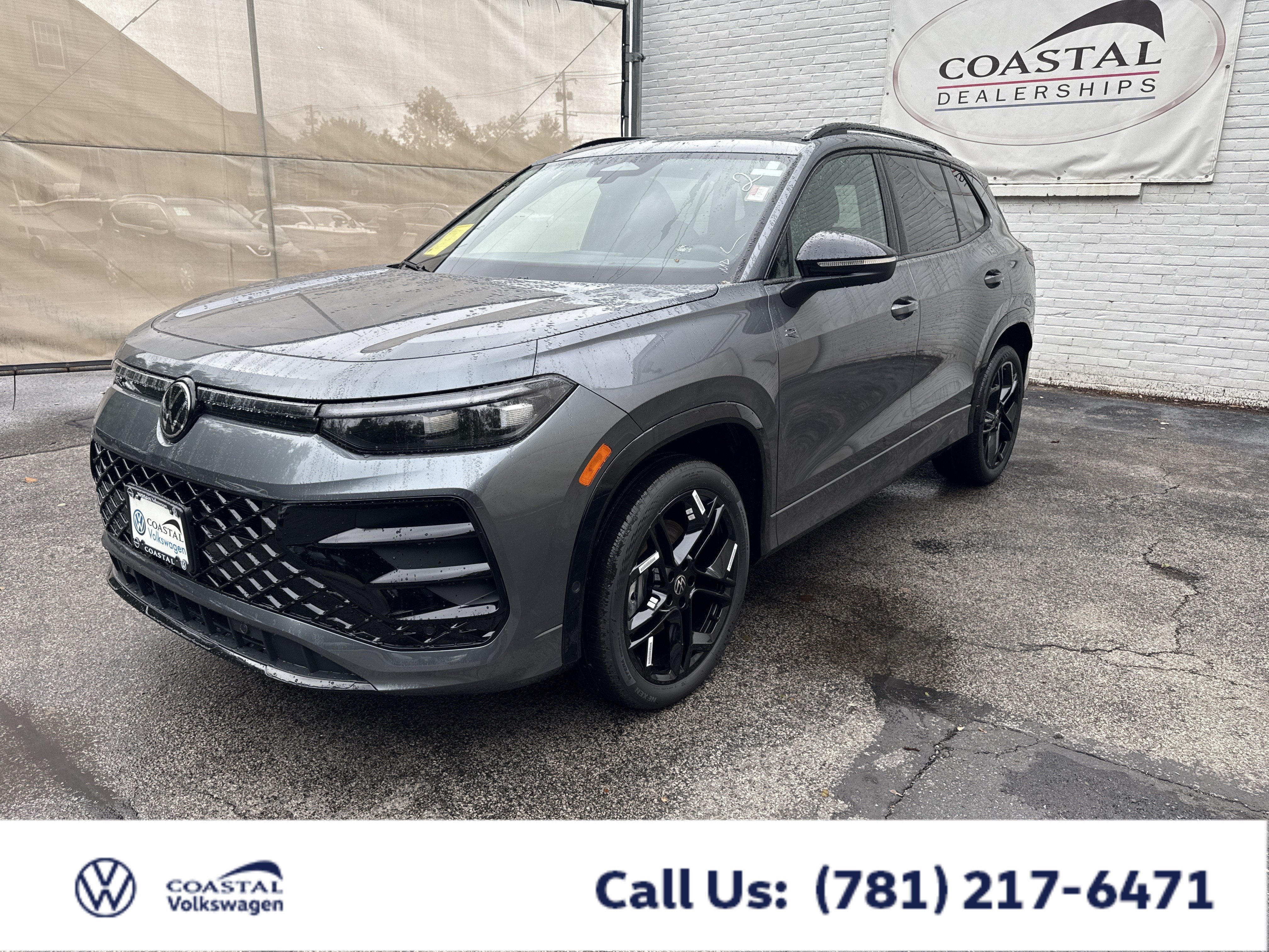 2026 Volkswagen Tiguan SE R-Line Black