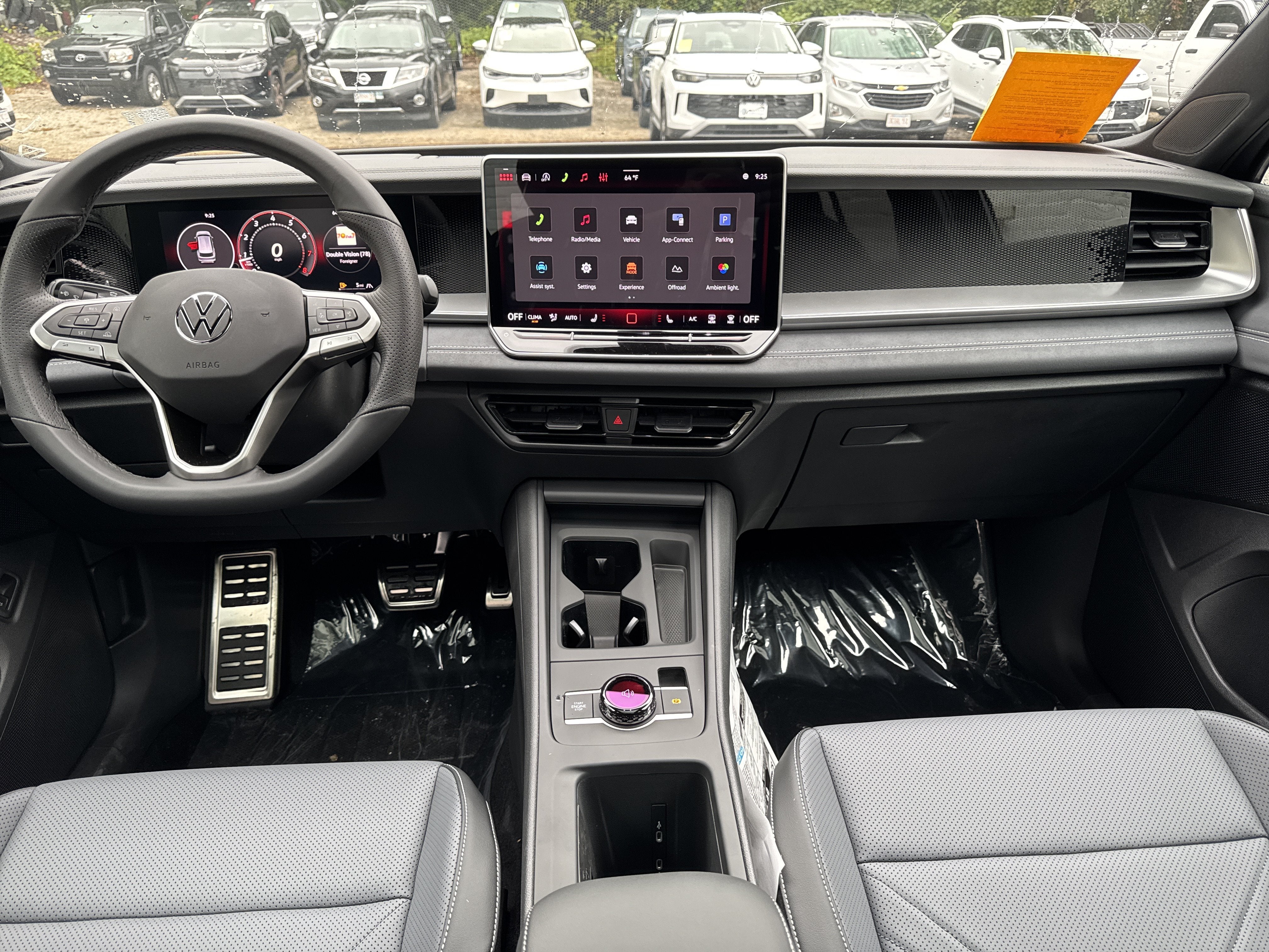 2026 Volkswagen Tiguan SE R-Line Black