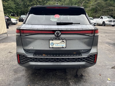 2026 Volkswagen Tiguan SE R-Line Black