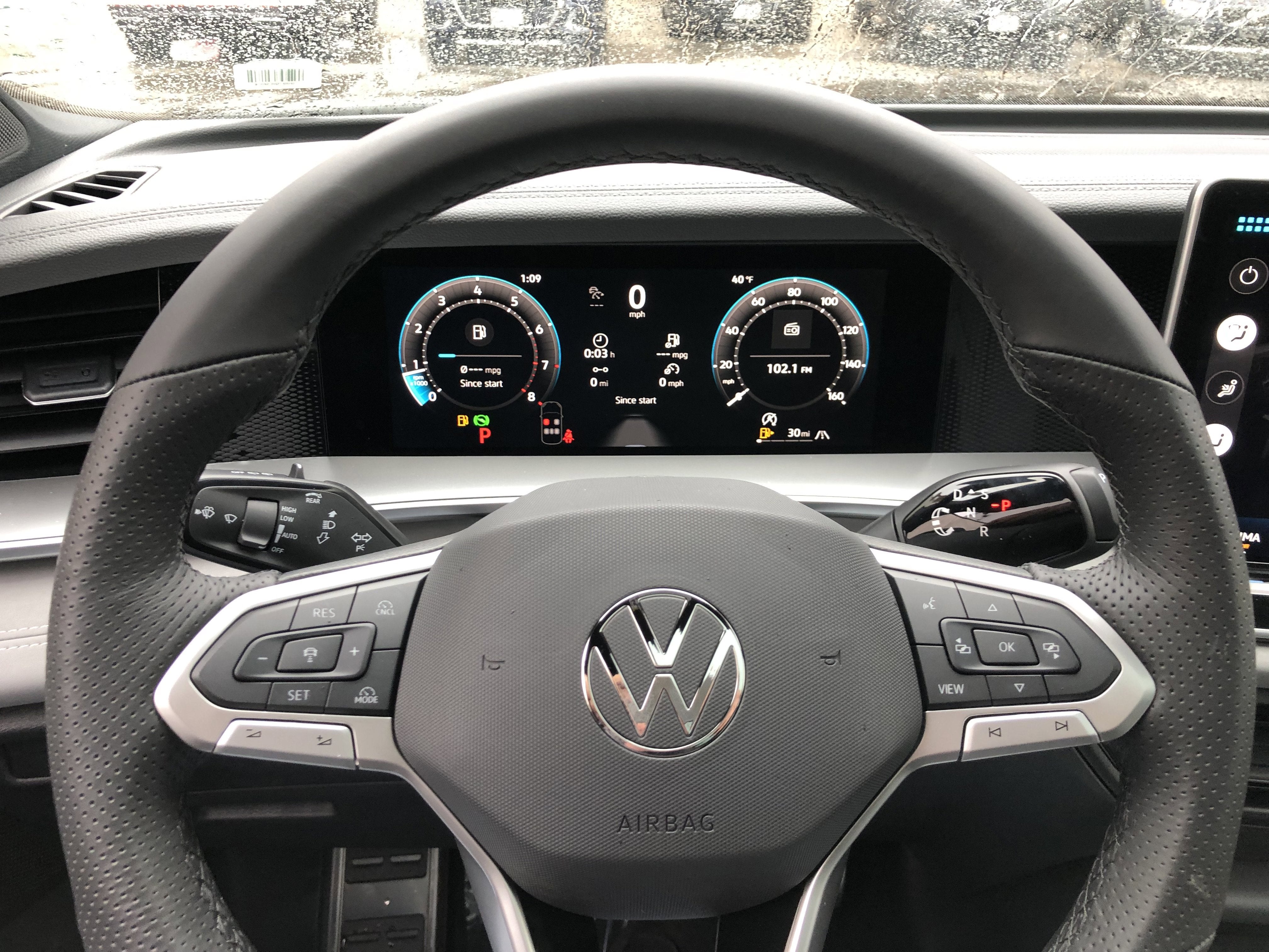 2026 Volkswagen Tiguan SE R-Line Black