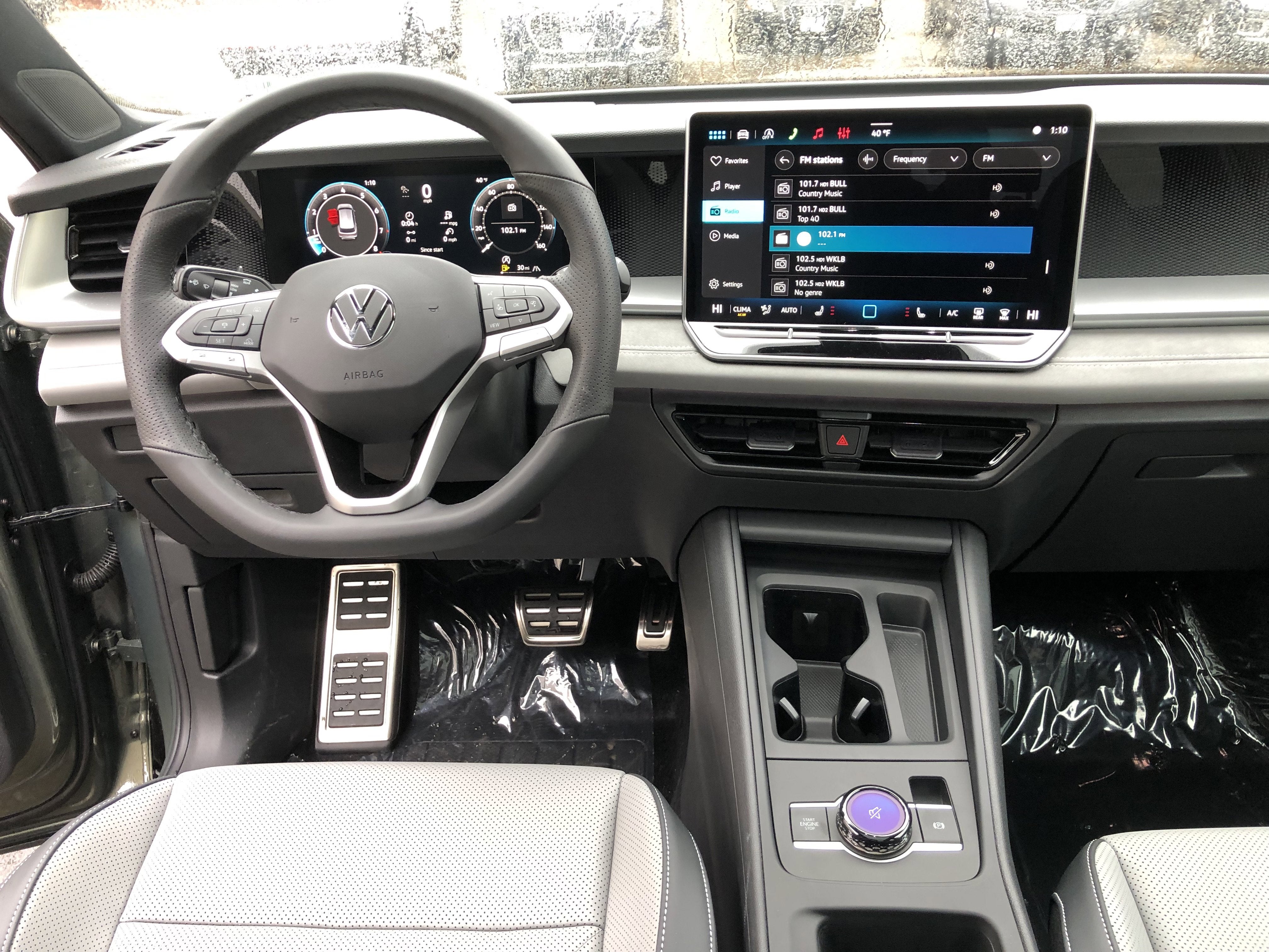 2026 Volkswagen Tiguan SE R-Line Black