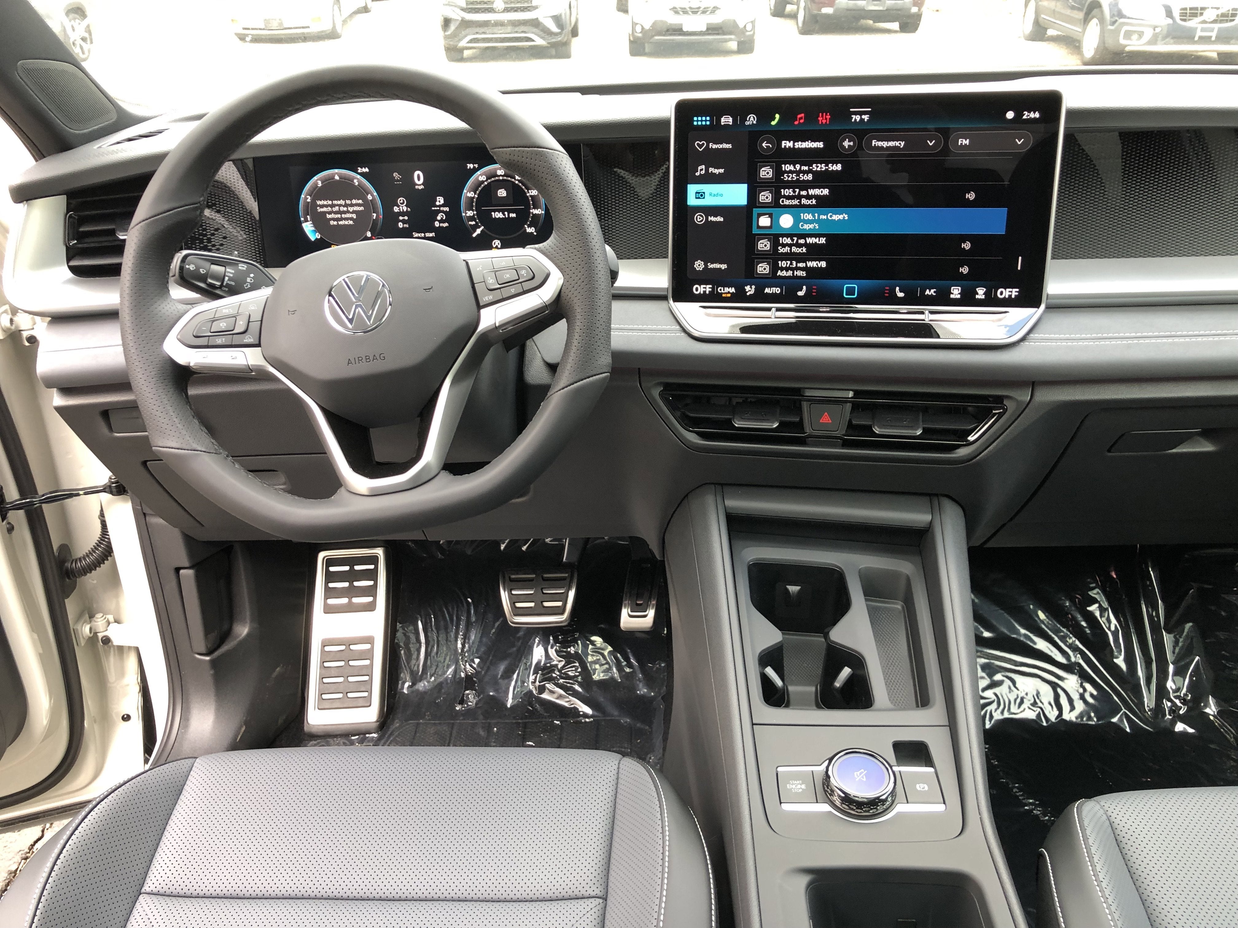 2026 Volkswagen Tiguan SE R-Line Black