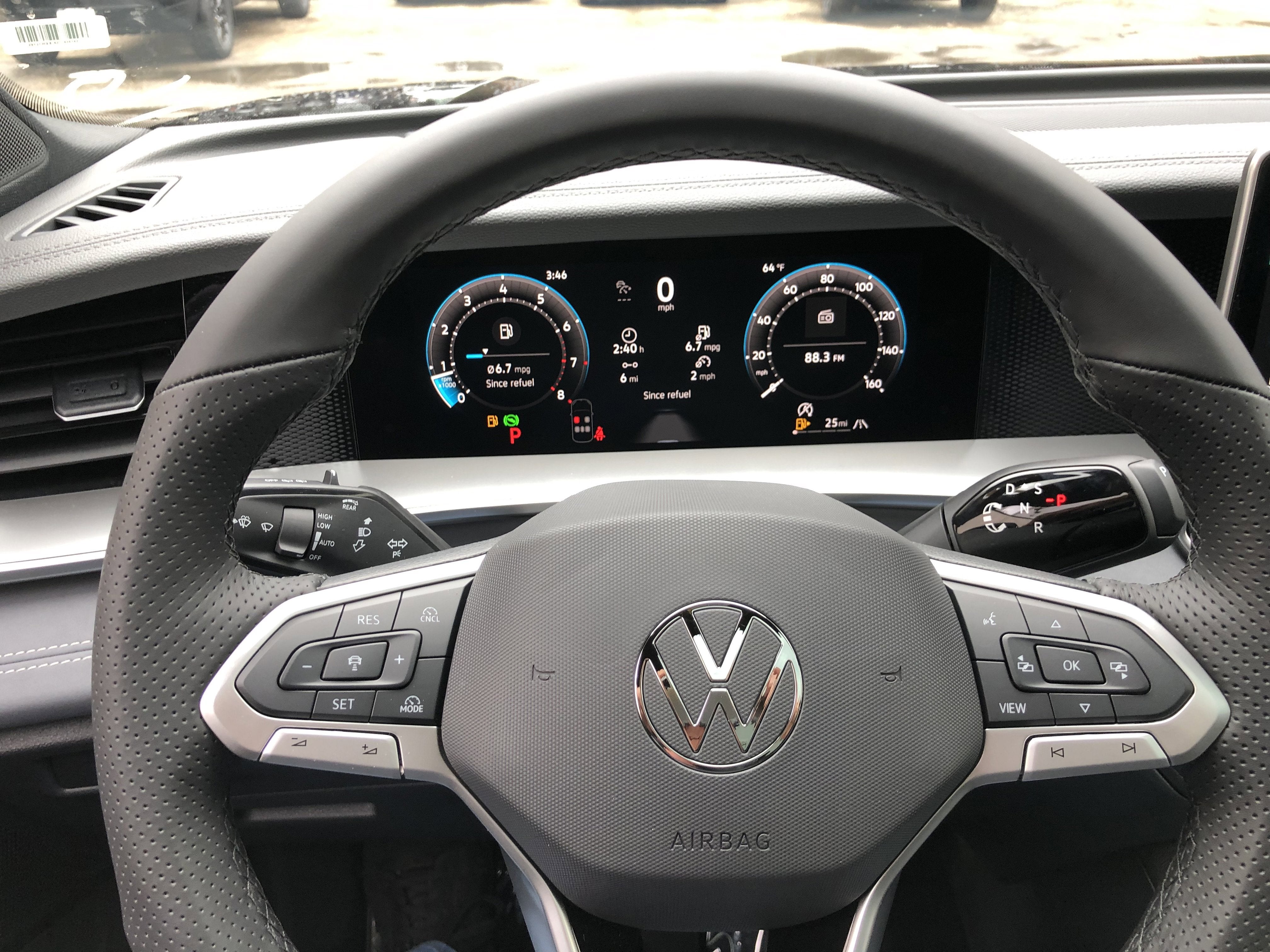 2026 Volkswagen Tiguan SE R-Line Black