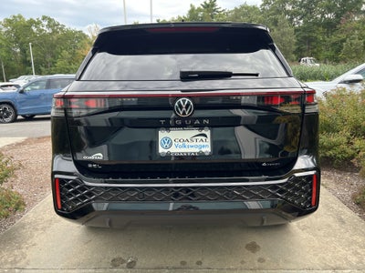 2025 Volkswagen Tiguan SEL R-Line