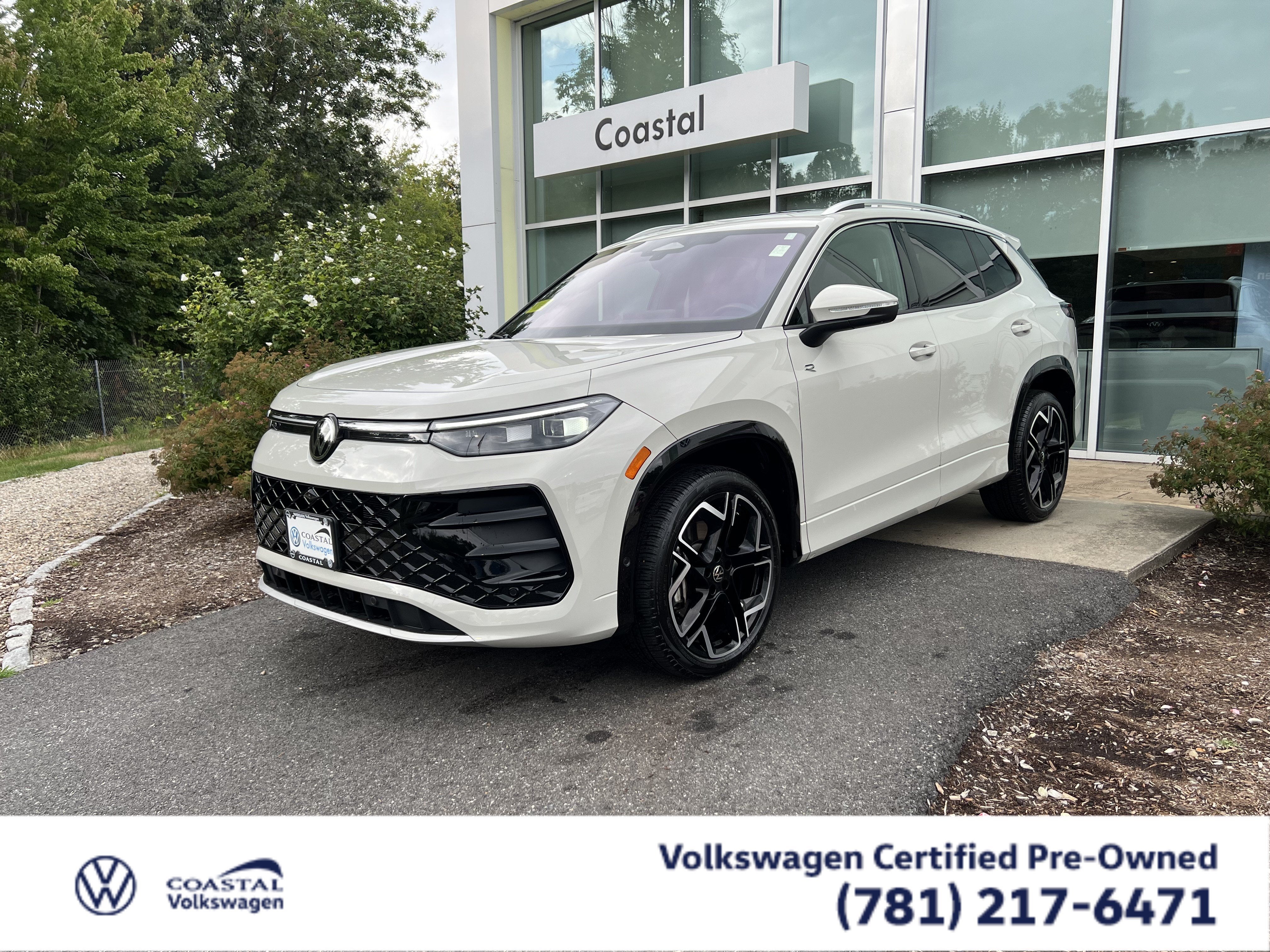 2025 Volkswagen Tiguan SEL R-Line