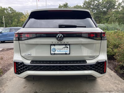 2025 Volkswagen Tiguan SEL R-Line