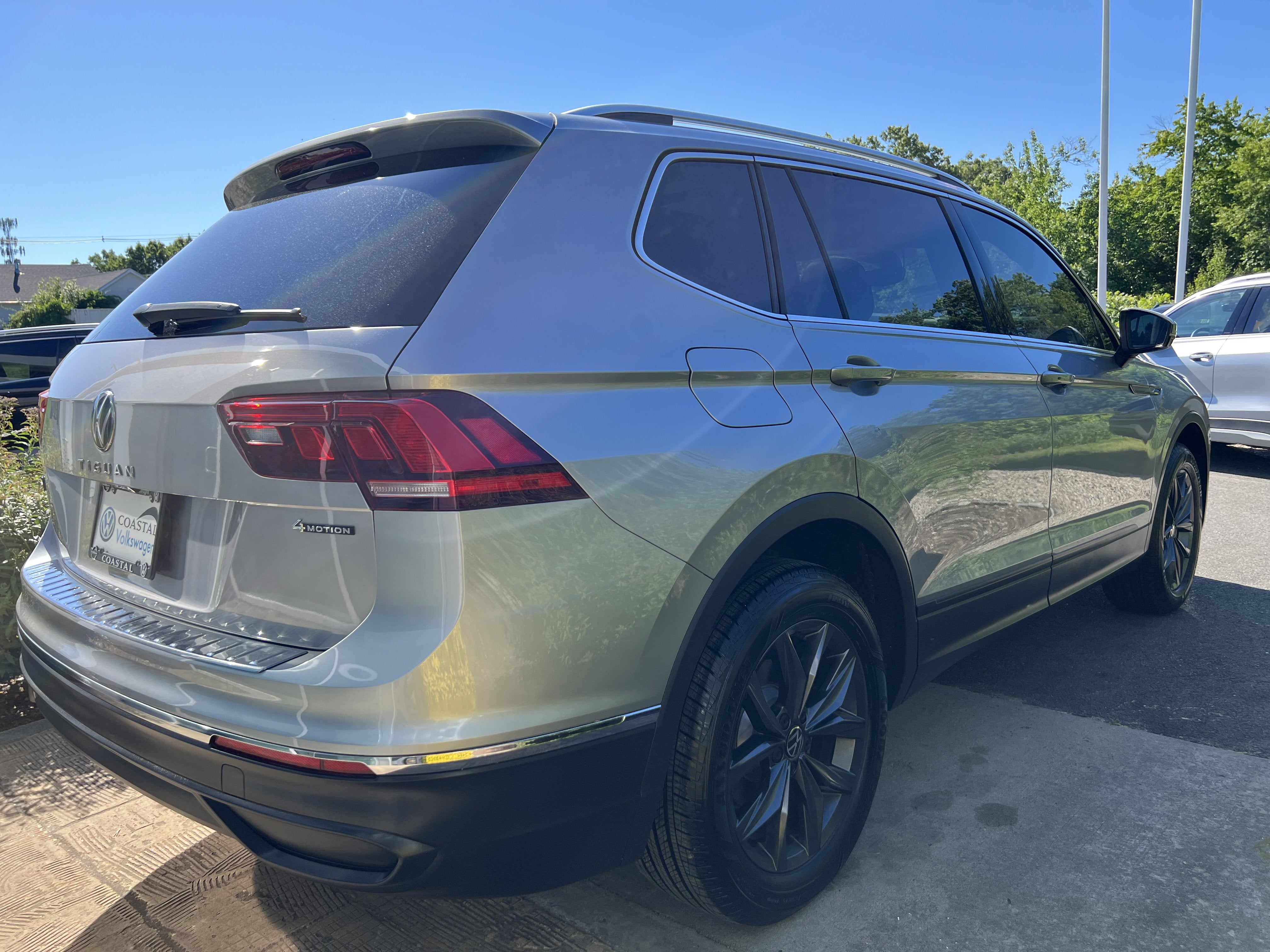 2023 Volkswagen Tiguan SE