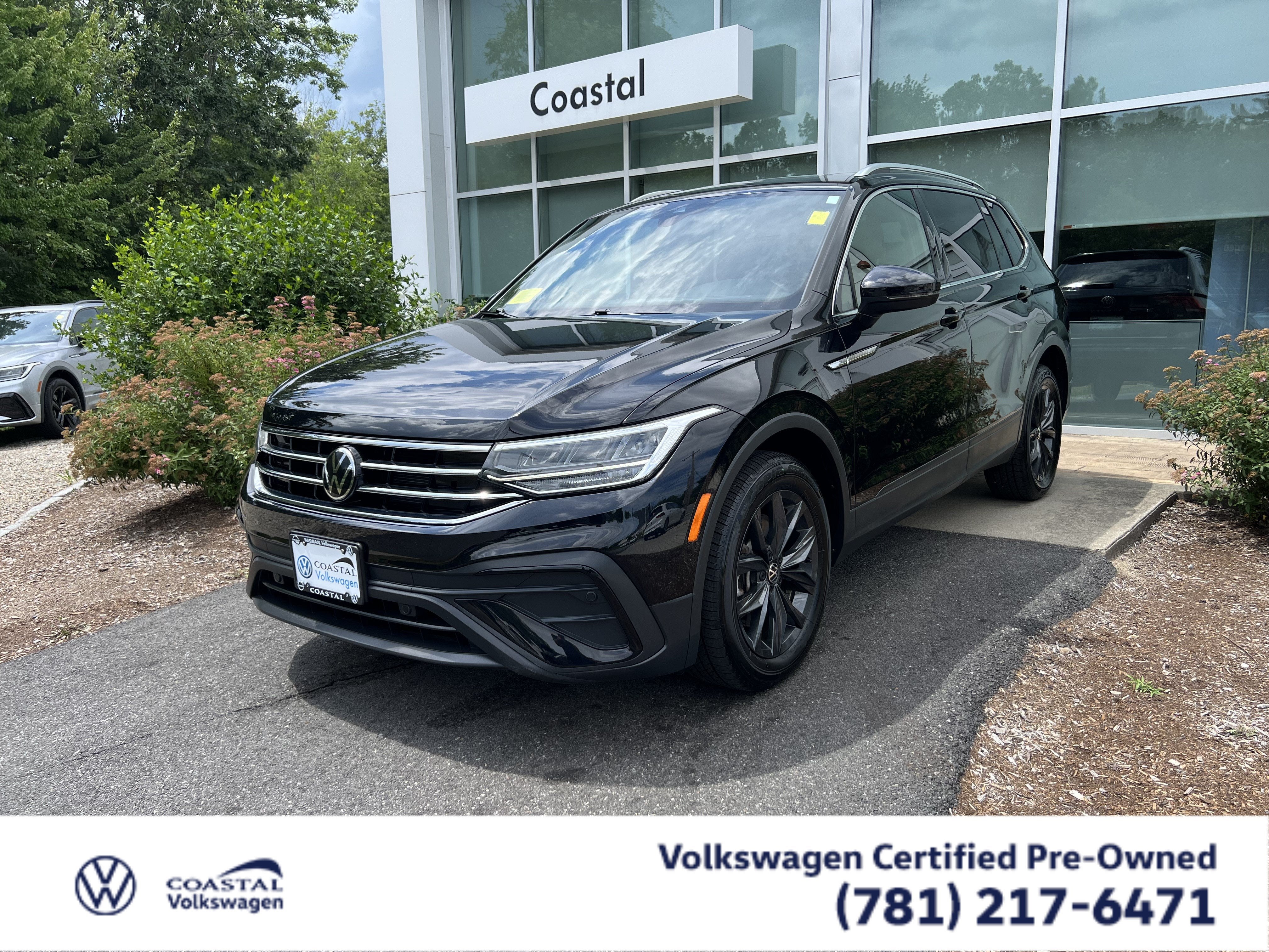 2024 Volkswagen Tiguan SE W/ Panoramic Sunroof