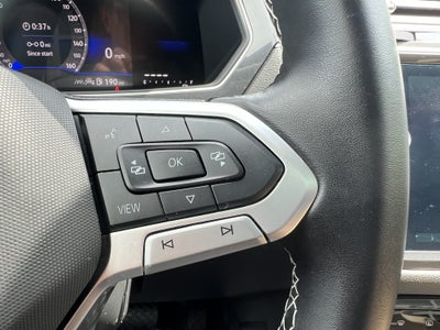 2024 Volkswagen Tiguan SE W/ Panoramic Sunroof