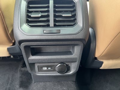 2024 Volkswagen Tiguan SE W/ Panoramic Sunroof