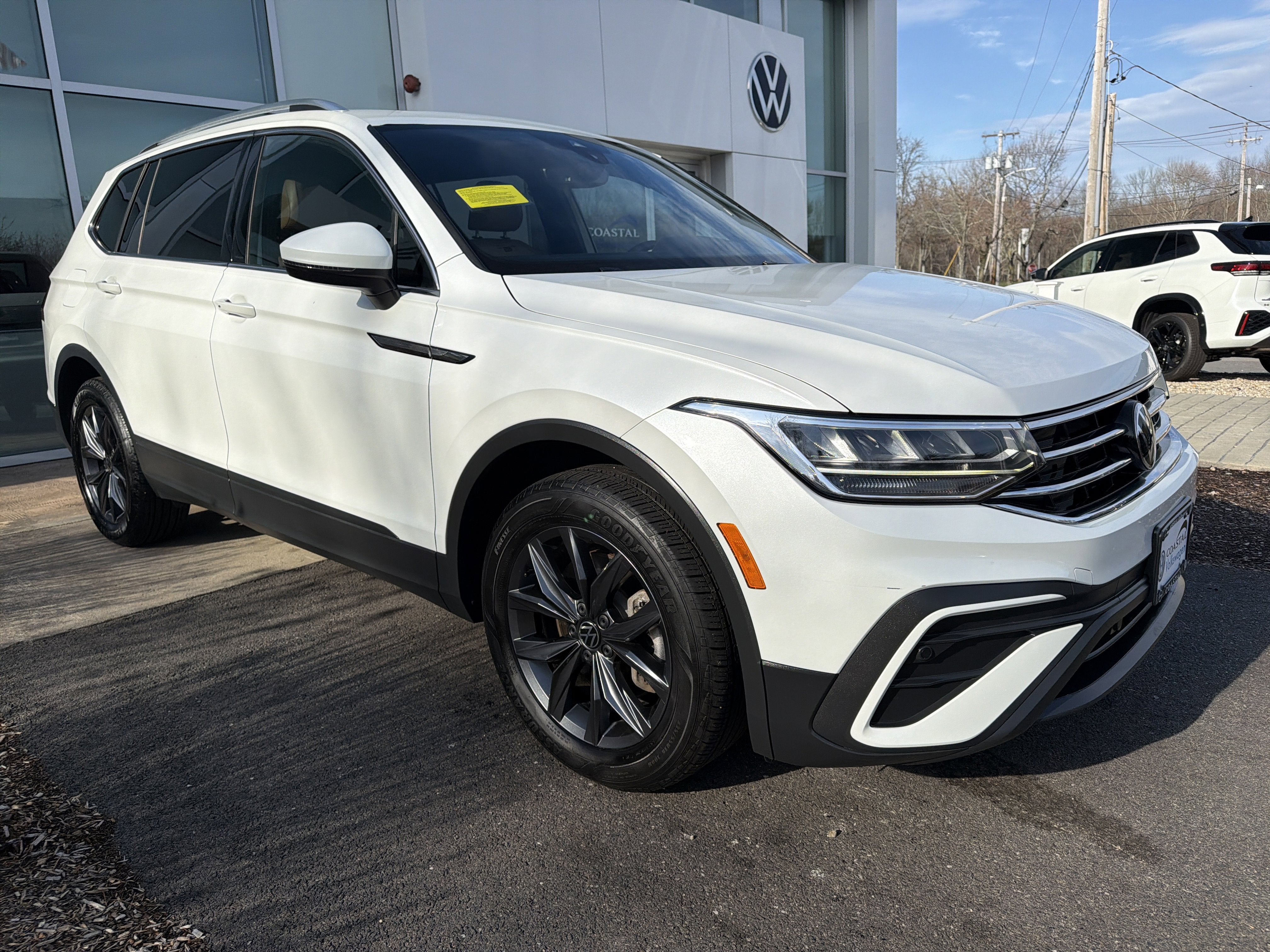 2023 Volkswagen Tiguan SE