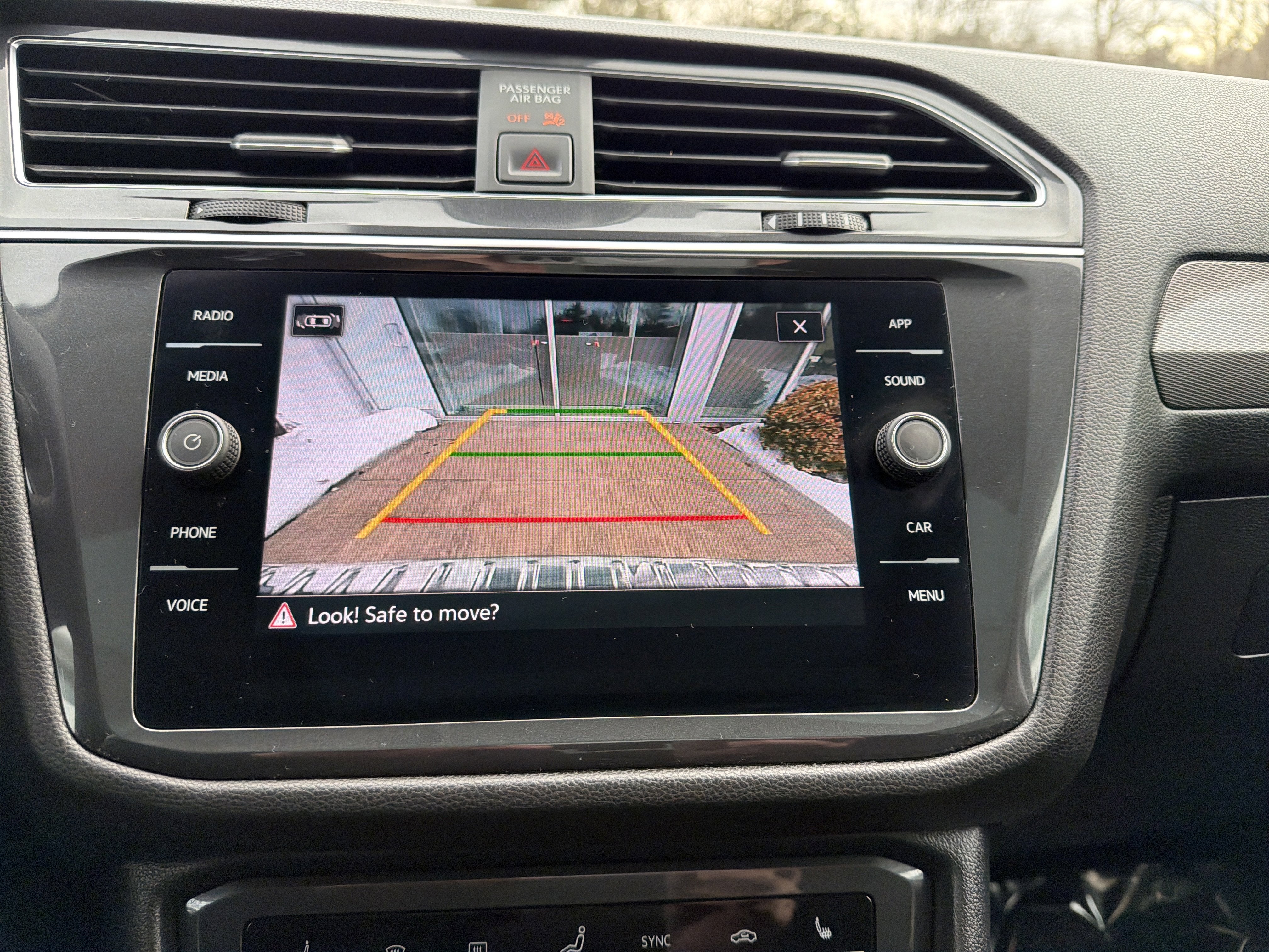 2023 Volkswagen Tiguan SE