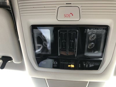 2026 Volkswagen Tiguan SE w/panoramic sunroof