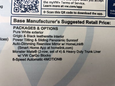 2026 Volkswagen Tiguan SE w/panoramic sunroof