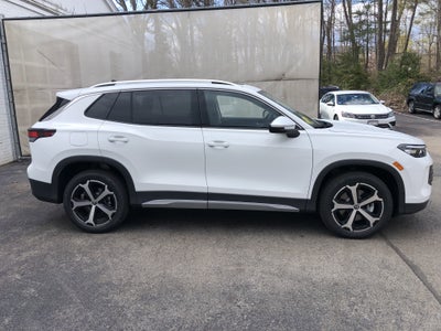 2026 Volkswagen Tiguan SE w/panoramic sunroof