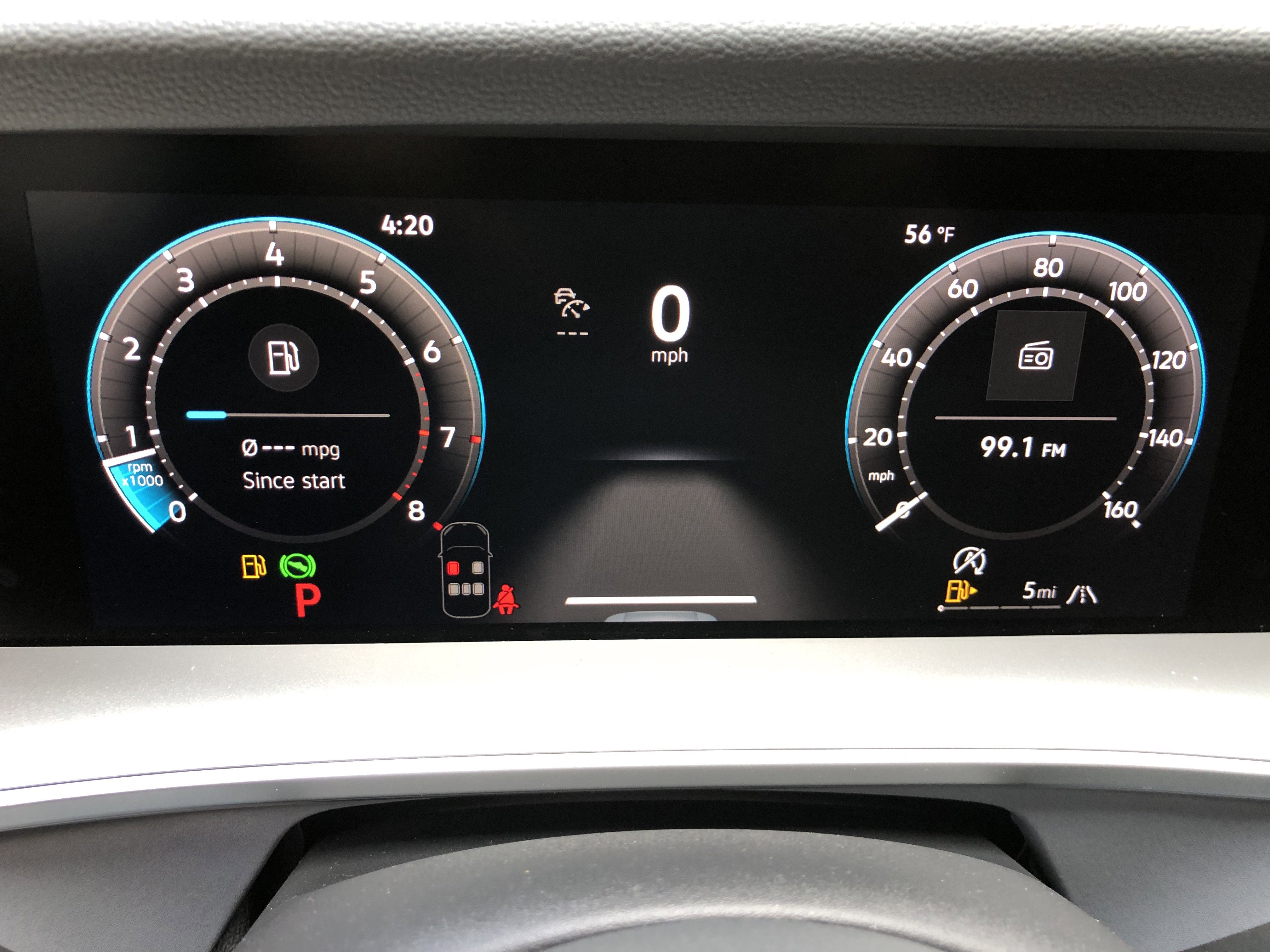 2026 Volkswagen Tiguan SE w/panoramic sunroof