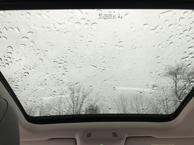 2026 Volkswagen Tiguan SE w/panoramic sunroof