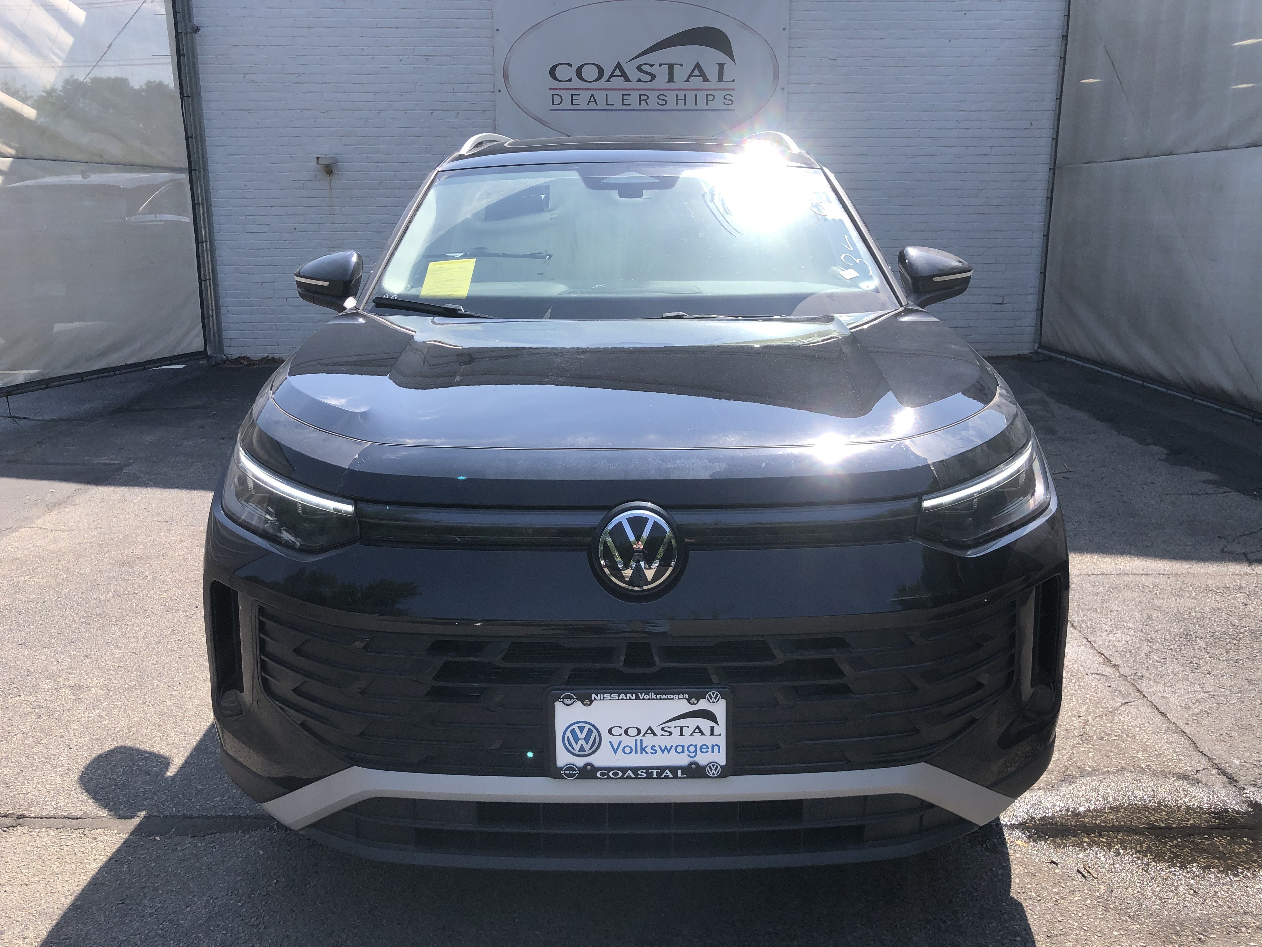 2026 Volkswagen Tiguan SE w/panoramic sunroof