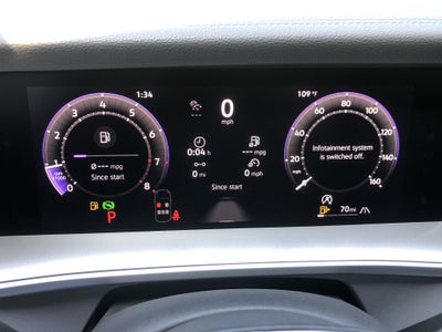 2026 Volkswagen Tiguan SE w/panoramic sunroof