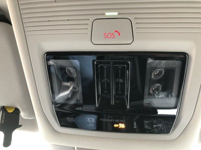 2026 Volkswagen Tiguan SE w/panoramic sunroof