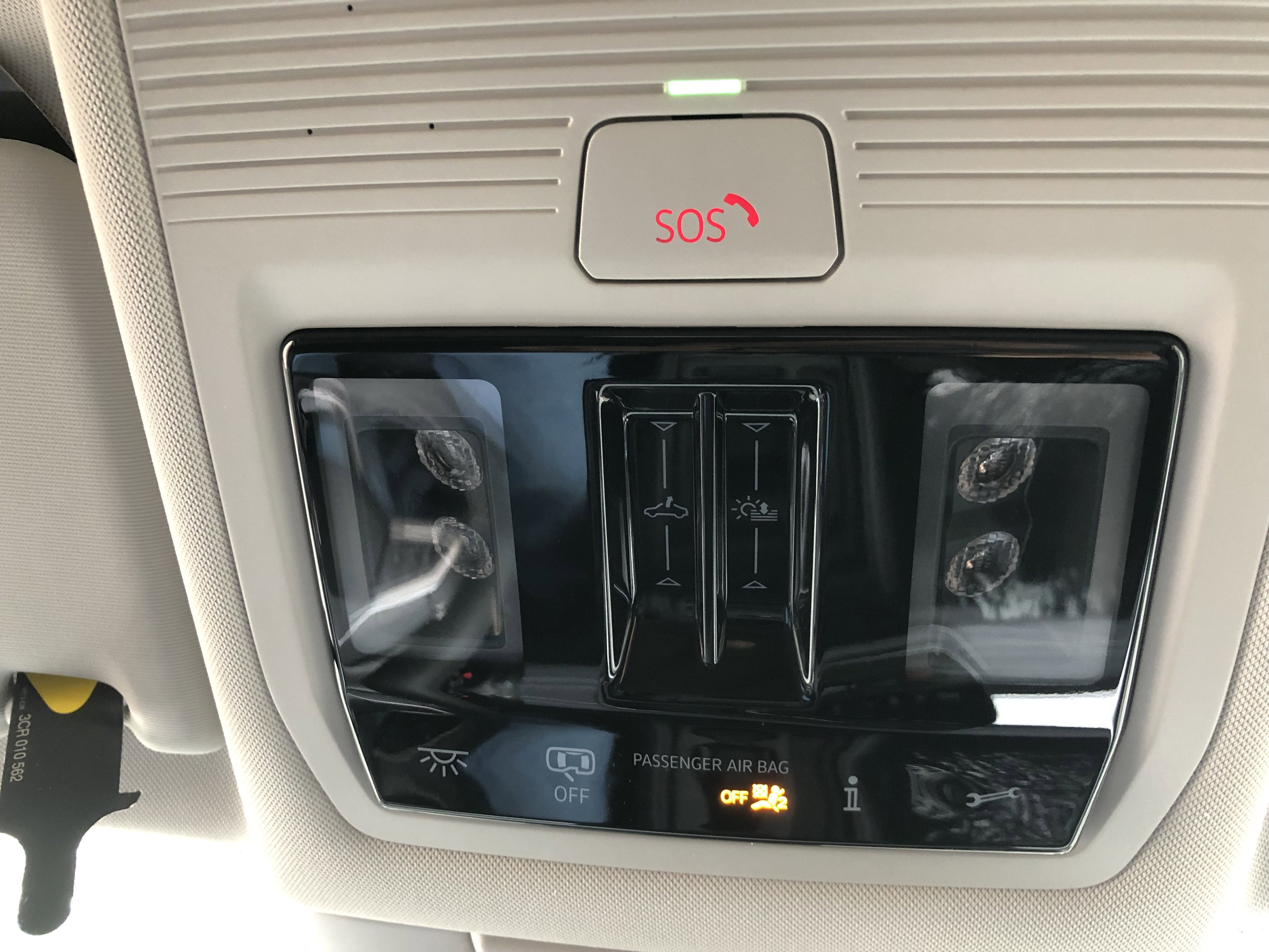 2026 Volkswagen Tiguan SE w/panoramic sunroof