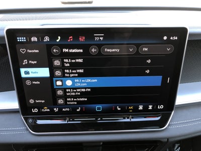 2026 Volkswagen Tiguan SE w/panoramic sunroof