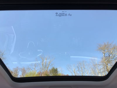 2026 Volkswagen Tiguan SE w/panoramic sunroof