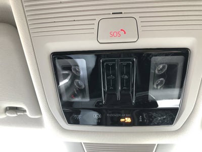 2026 Volkswagen Tiguan SE w/panoramic sunroof