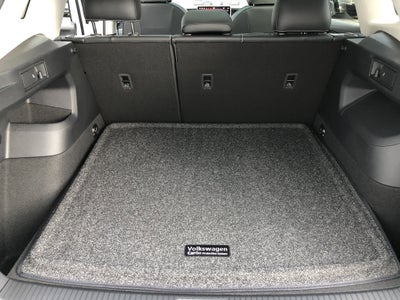 2026 Volkswagen Tiguan SE w/panoramic sunroof