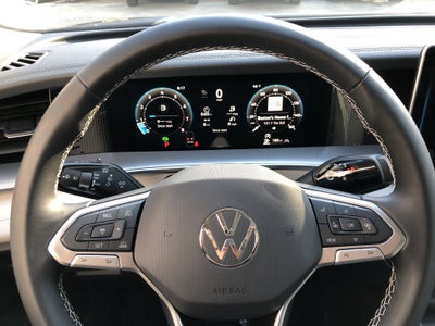 2026 Volkswagen Tiguan SE w/panoramic sunroof