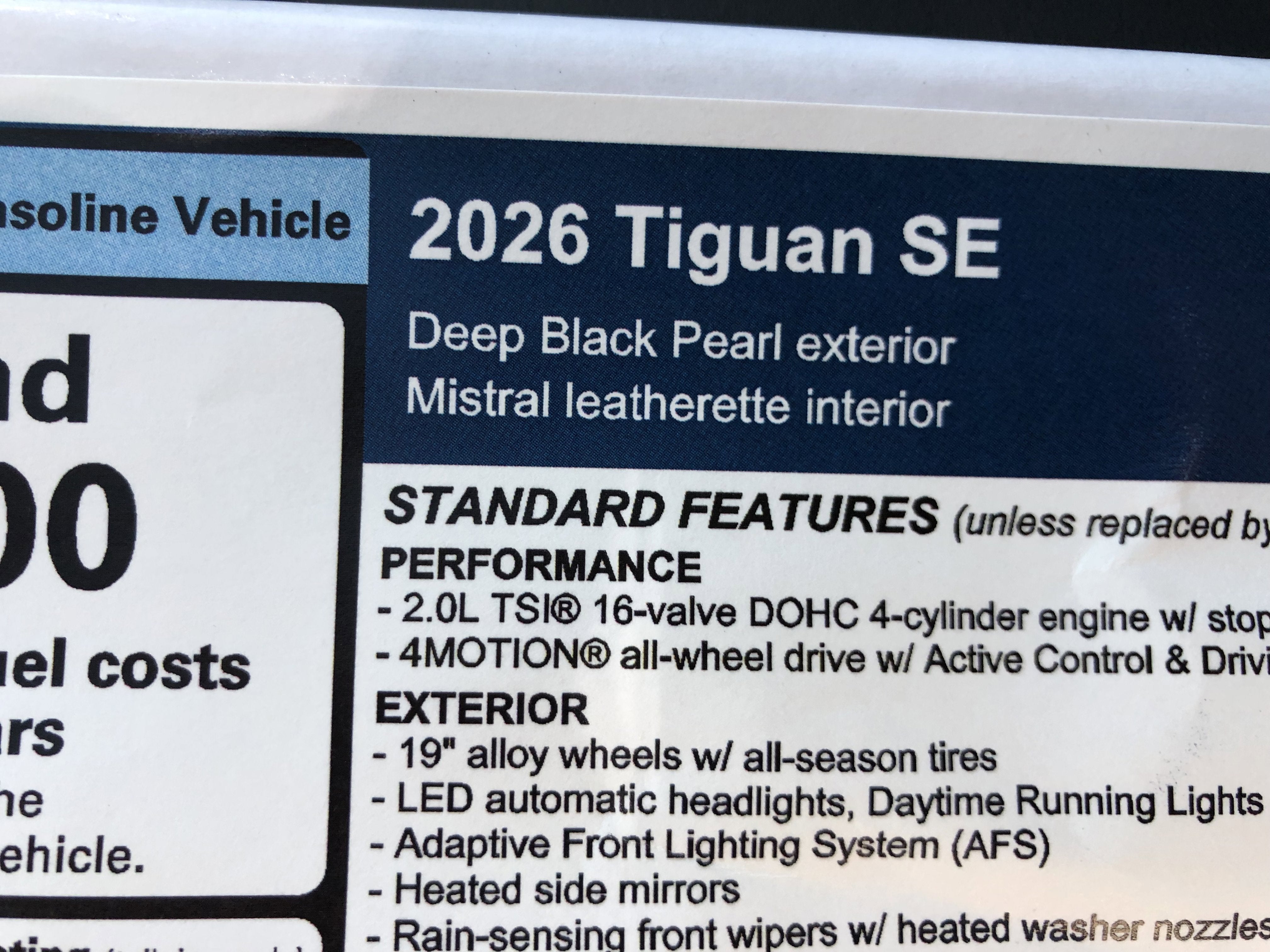 2026 Volkswagen Tiguan SE w/panoramic sunroof