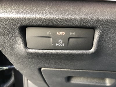 2026 Volkswagen Tiguan SE w/panoramic sunroof