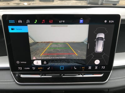 2026 Volkswagen Tiguan SE w/panoramic sunroof