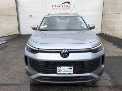 2026 Volkswagen Tiguan SE w/panoramic sunroof