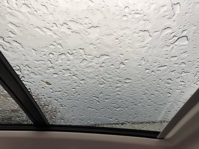 2026 Volkswagen Tiguan SE w/panoramic sunroof