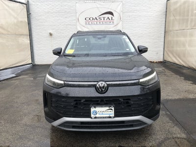 2026 Volkswagen Tiguan SE w/panoramic sunroof