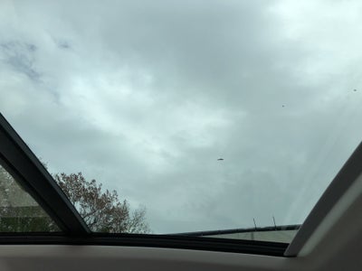 2026 Volkswagen Tiguan SE w/panoramic sunroof