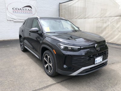 2026 Volkswagen Tiguan SE w/panoramic sunroof