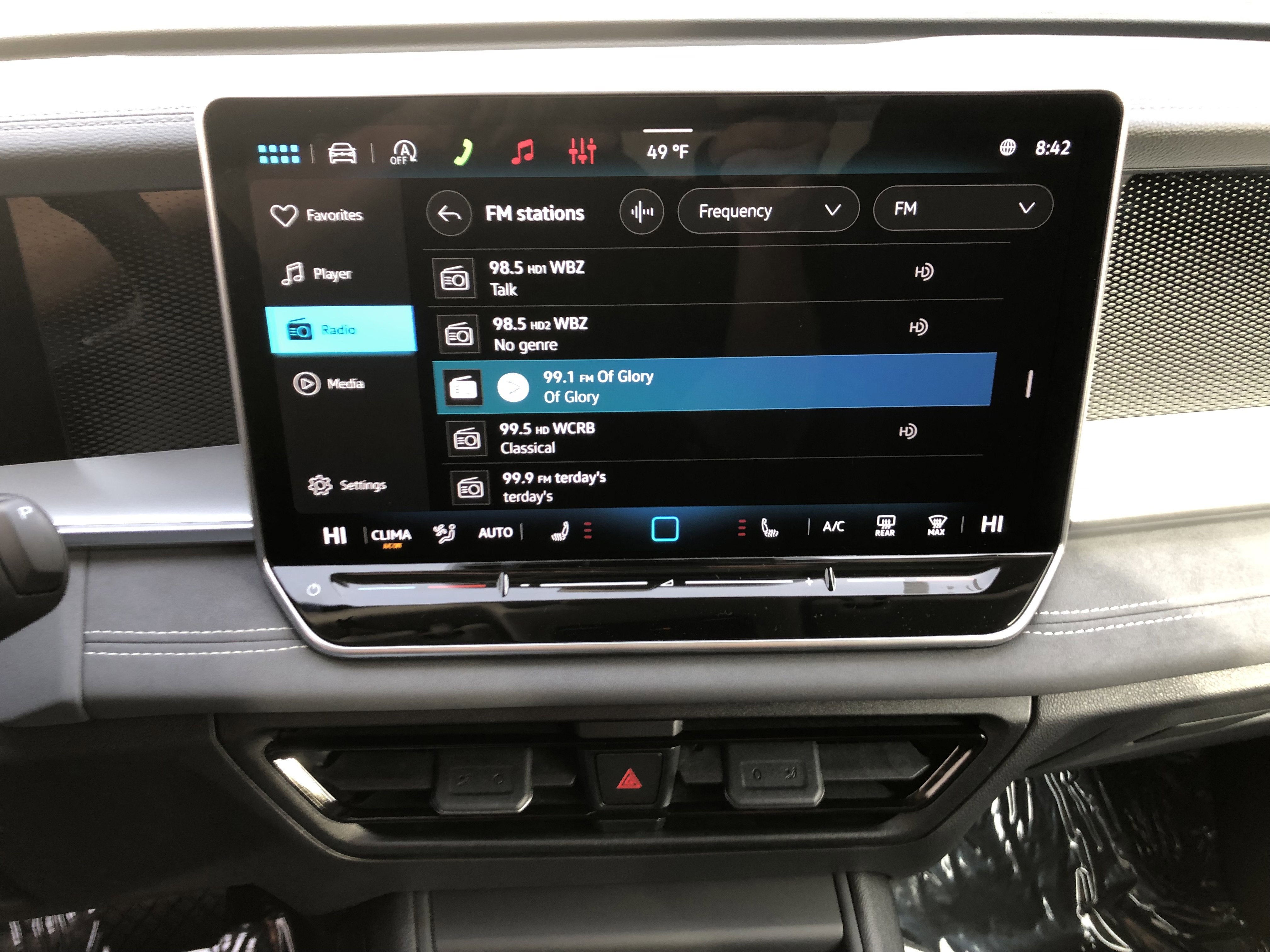 2026 Volkswagen Tiguan SE w/panoramic sunroof