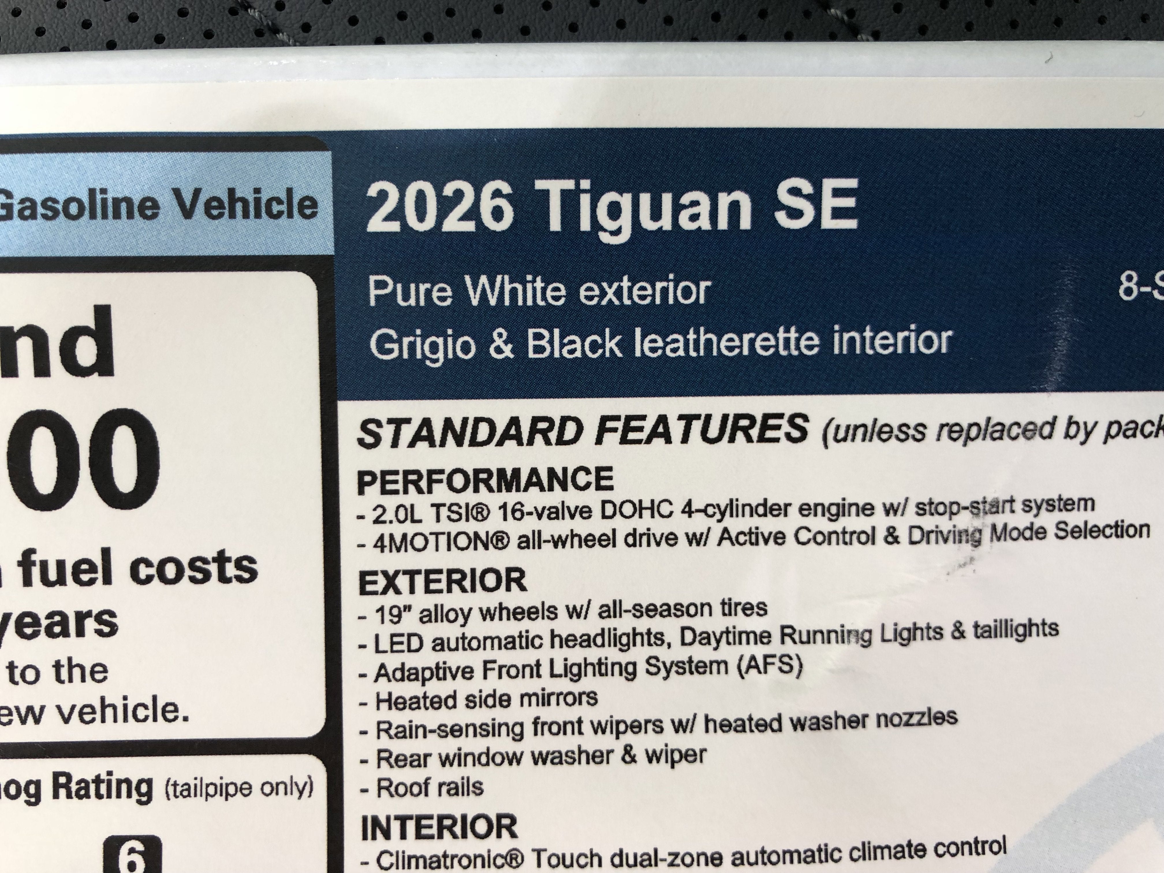 2026 Volkswagen Tiguan SE w/panoramic sunroof