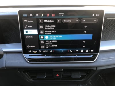 2026 Volkswagen Tiguan SE w/panoramic sunroof