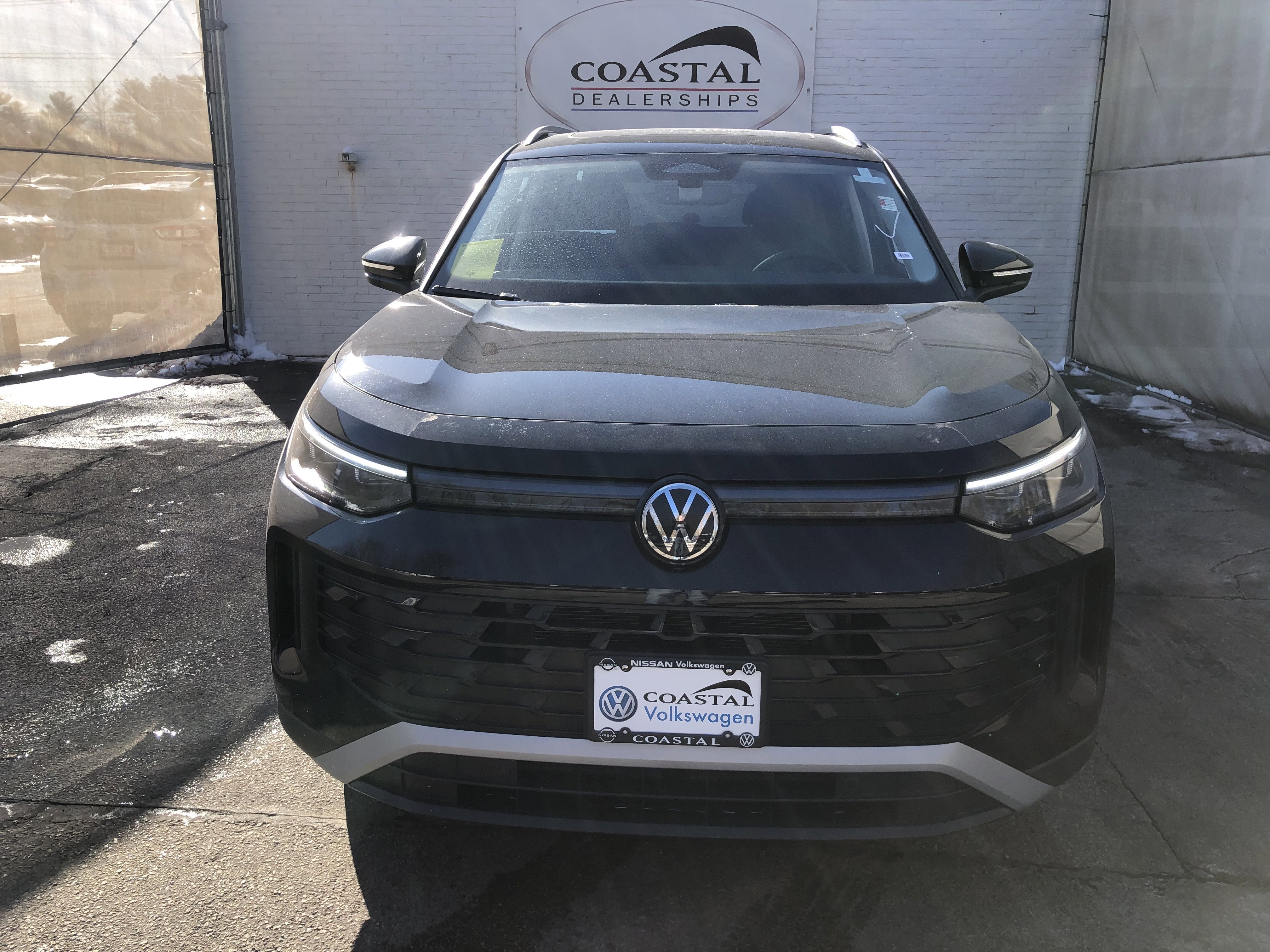 2026 Volkswagen Tiguan SE w/panoramic sunroof
