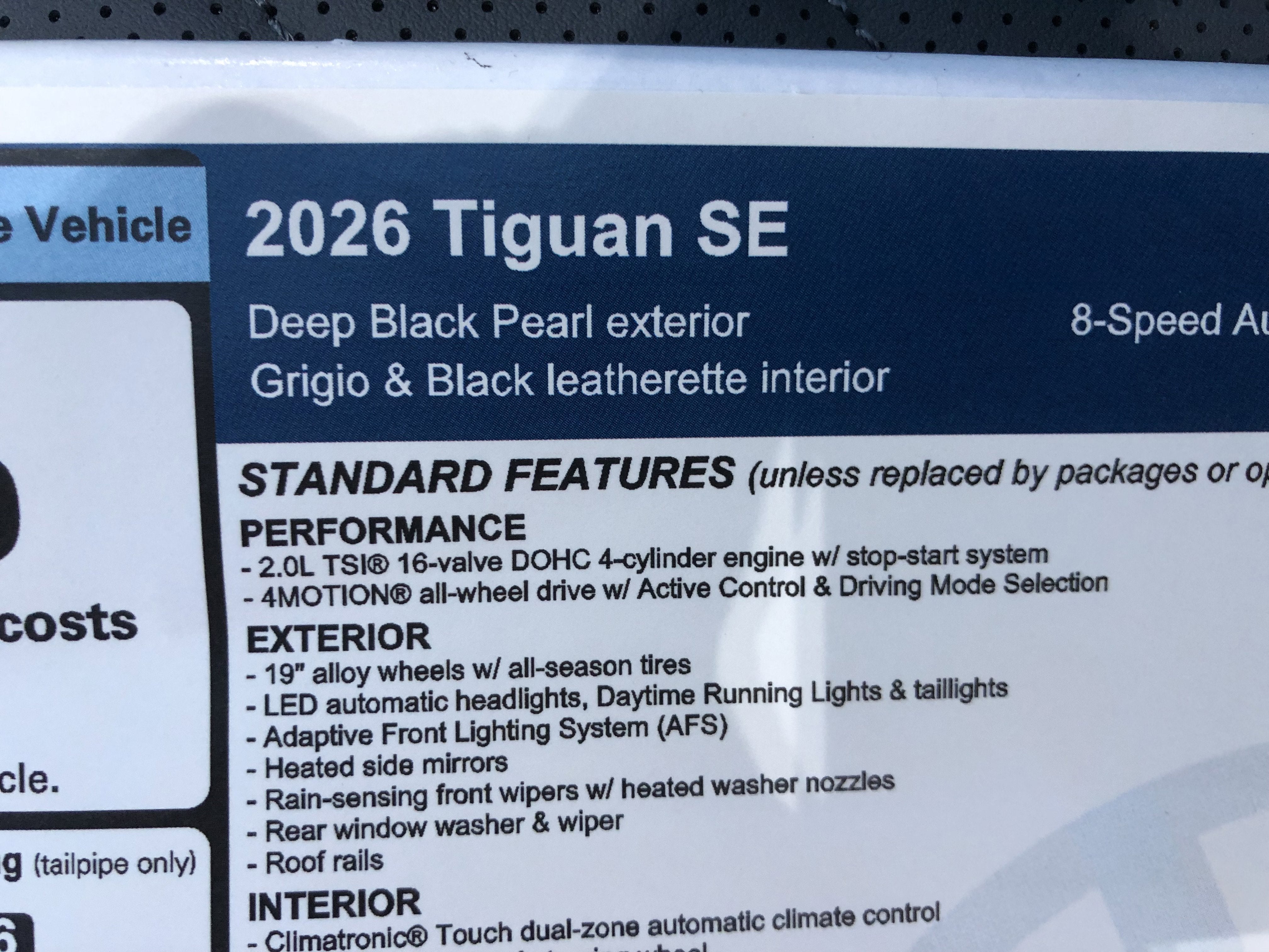 2026 Volkswagen Tiguan SE w/panoramic sunroof