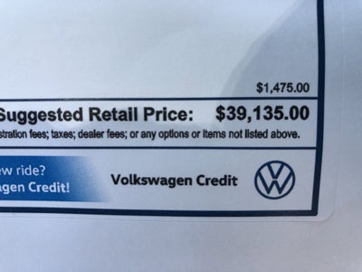 2026 Volkswagen Tiguan SE w/panoramic sunroof