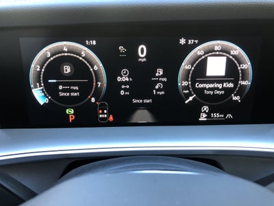 2026 Volkswagen Tiguan SE w/panoramic sunroof