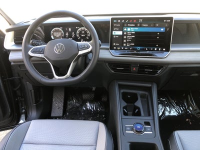 2026 Volkswagen Tiguan SE w/panoramic sunroof