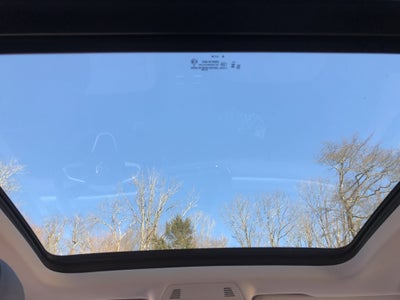2026 Volkswagen Tiguan SE w/panoramic sunroof